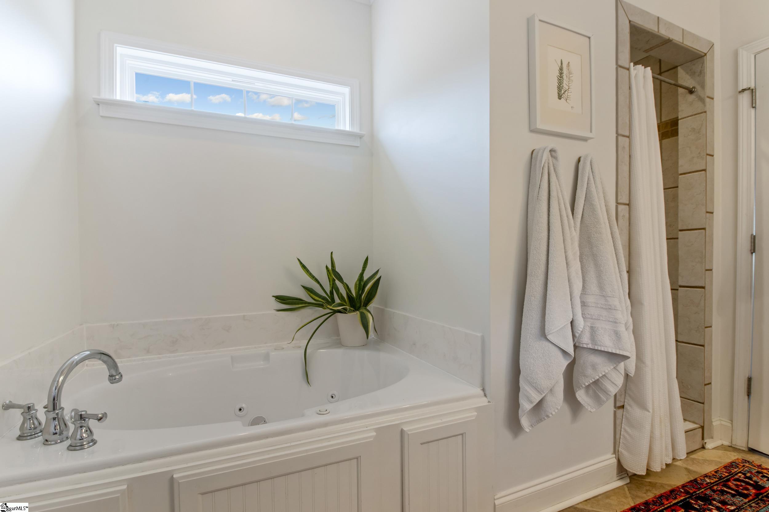 570 Carey Drive Greer, SC 29651 - Photo 18 of 37