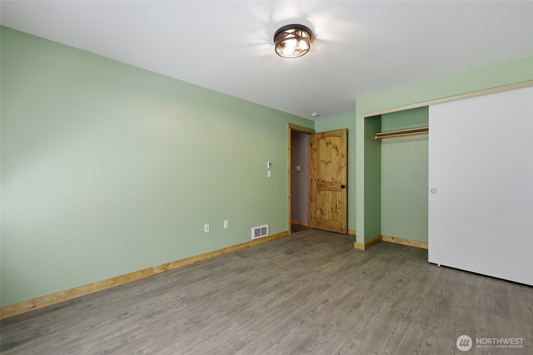 11425 Patsy Drive Southeast Olympia, WA 98501 - Photo 15 of 37
