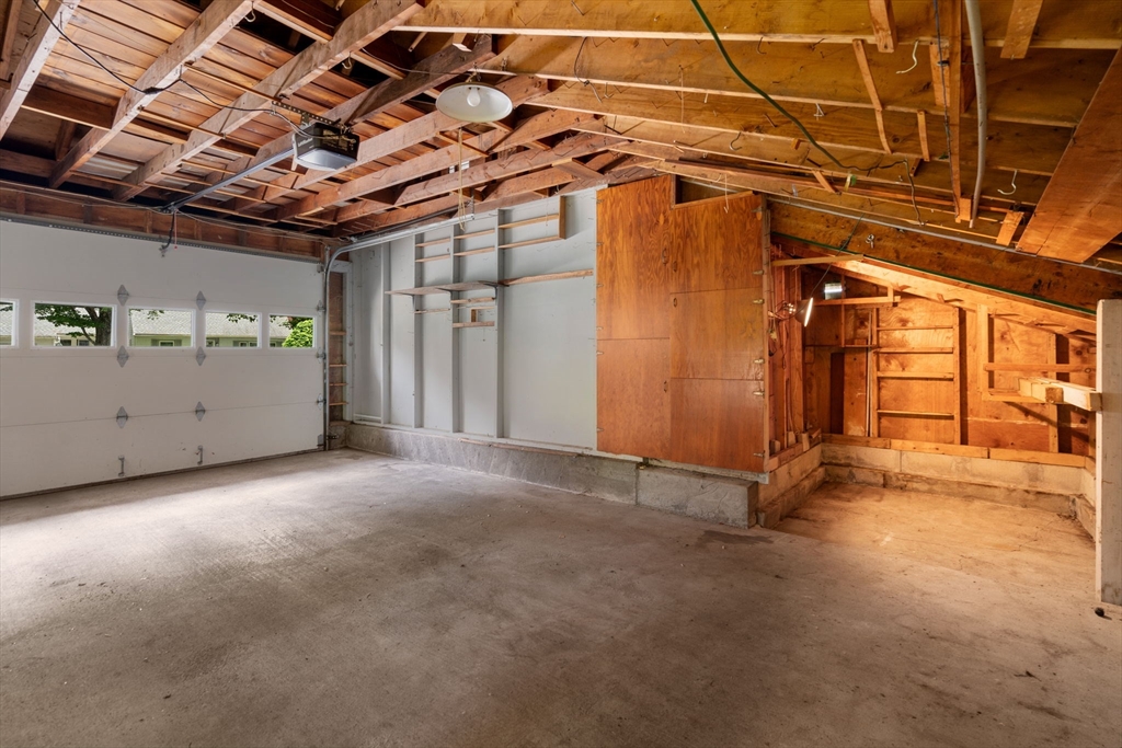 10 Davis Road Hudson, MA 01749 - Photo 28 of 38