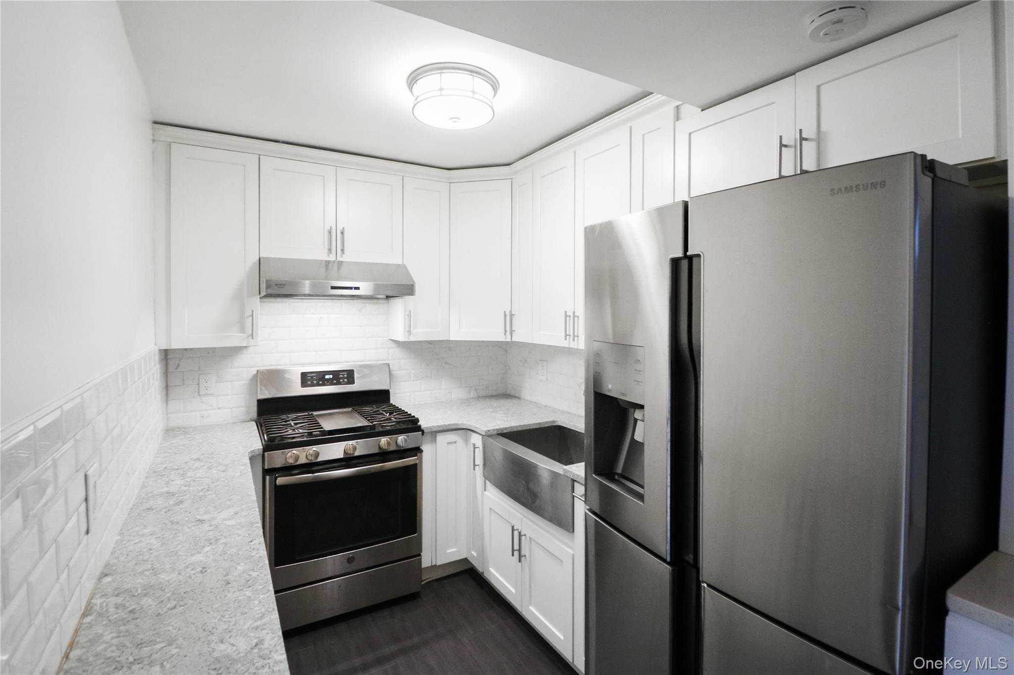 41-25 Kissena Boulevard, Unit 3F Queens, NY 11355 - Photo 2 of 7
