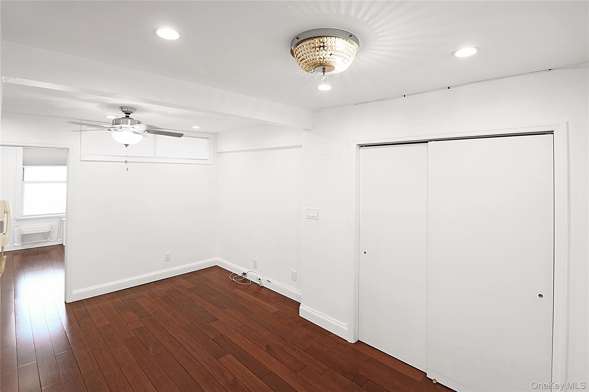 41-25 Kissena Boulevard, Unit 3F Queens, NY 11355 - Photo 5 of 7