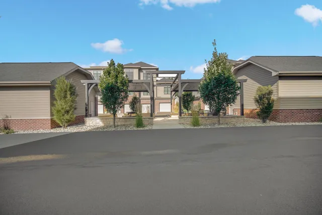 $480,000 | 207 Academy Street, Unit 100, Valparaiso, IN 46385