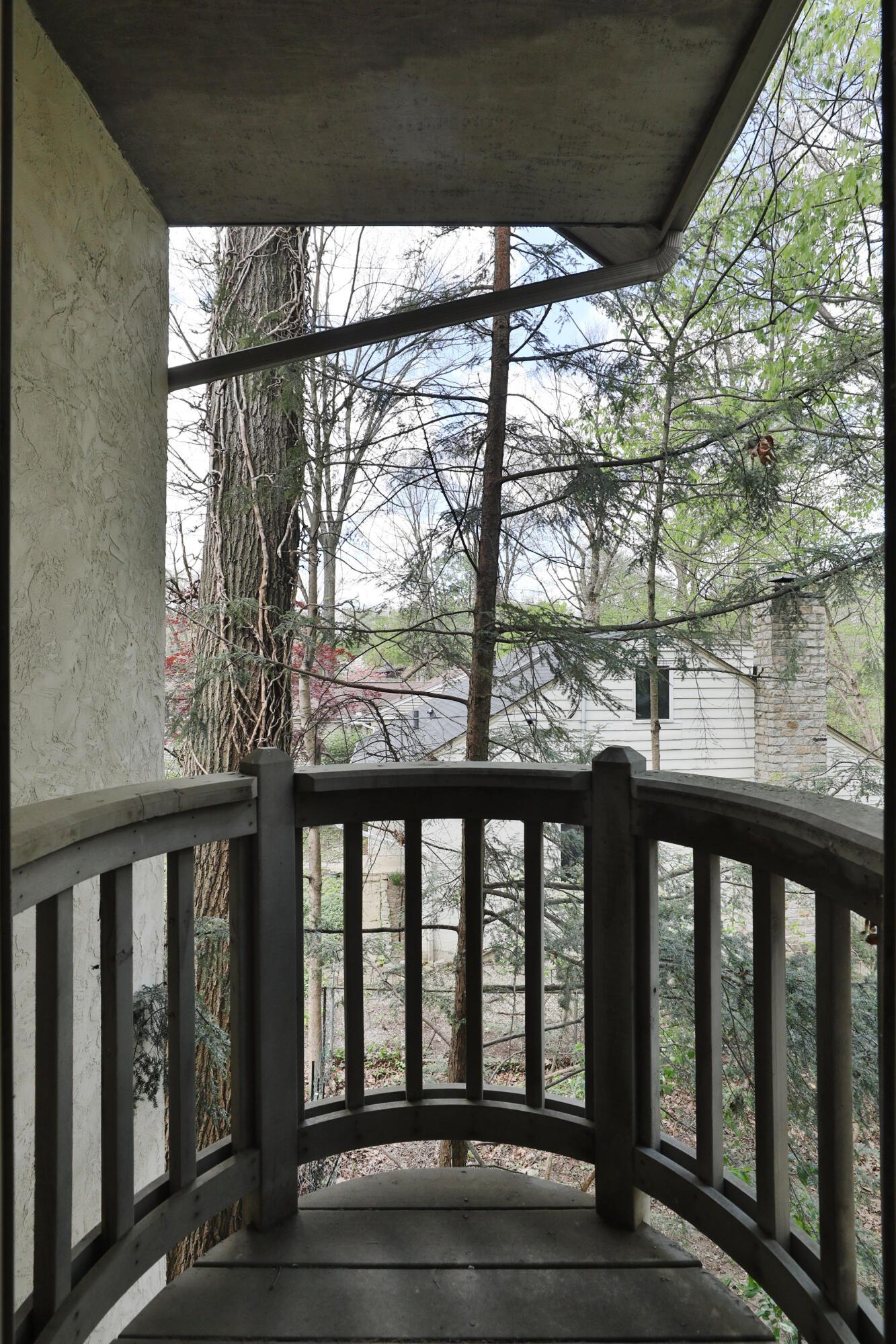 455 Walhalla Road Columbus, OH 43202 - Photo 62 of 71 455-Walhalla-April2026-63