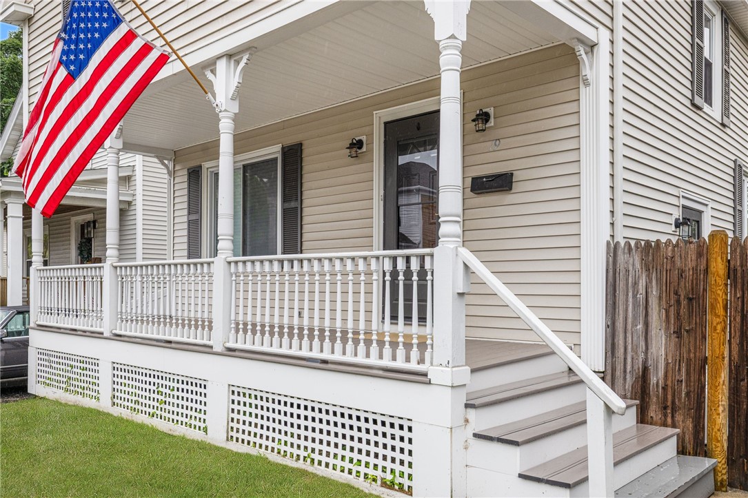 19 County Street Newport, RI 02840 - Photo 2 of 39