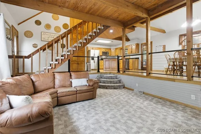 $405,000 | 47 Vaughan Road, Eldon, MO 65026