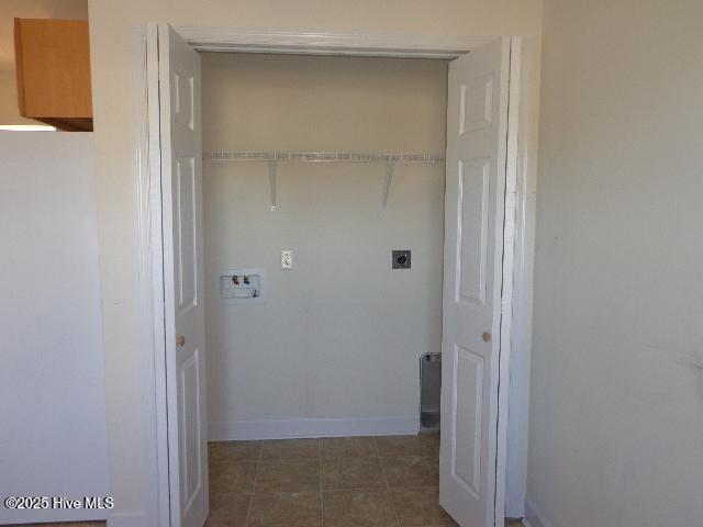 643 Fowler Manning Road, Unit 17 Richlands, NC 28574 - Photo 7 of 14 Laundry Closet