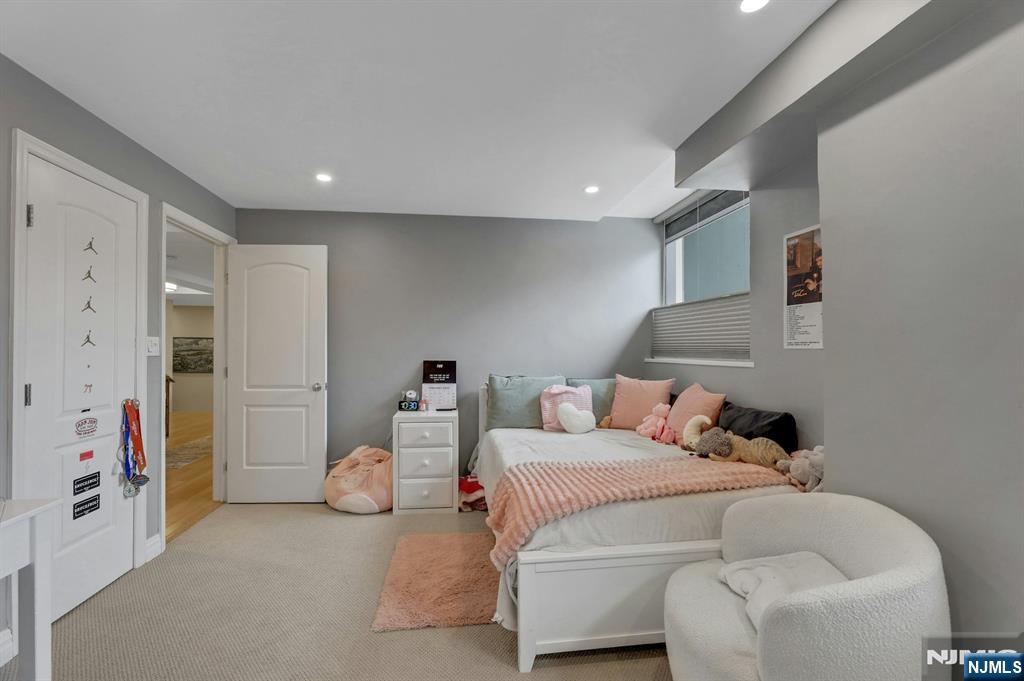 2 Horizon Road, Unit G1 Fort Lee, NJ 07024 - Photo 27 of 44