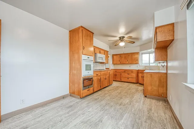 $325,000 | 13130 South Henderson Road, Caruthers, CA 93609