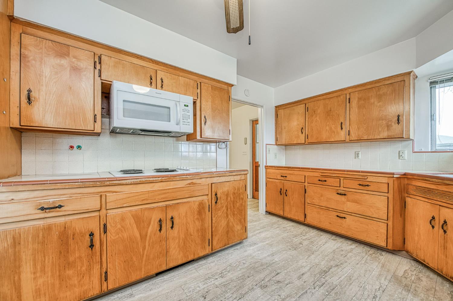 13130 South Henderson Road Caruthers, CA 93609 - Photo 16 of 36