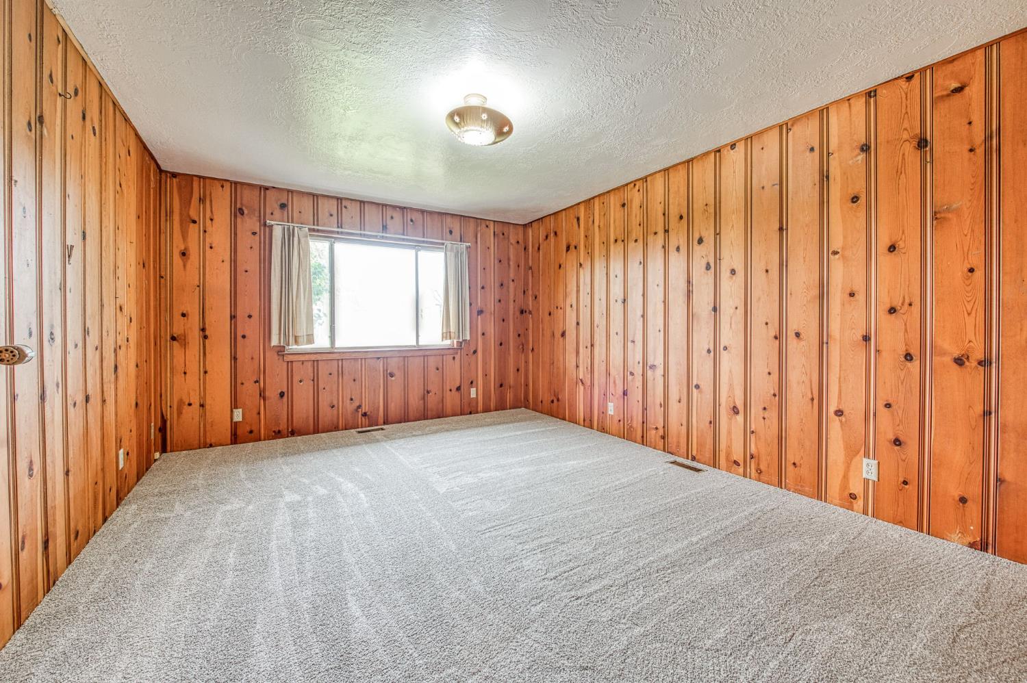 13130 South Henderson Road Caruthers, CA 93609 - Photo 21 of 36