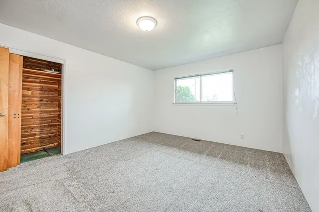 $325,000 | 13130 South Henderson Road, Caruthers, CA 93609