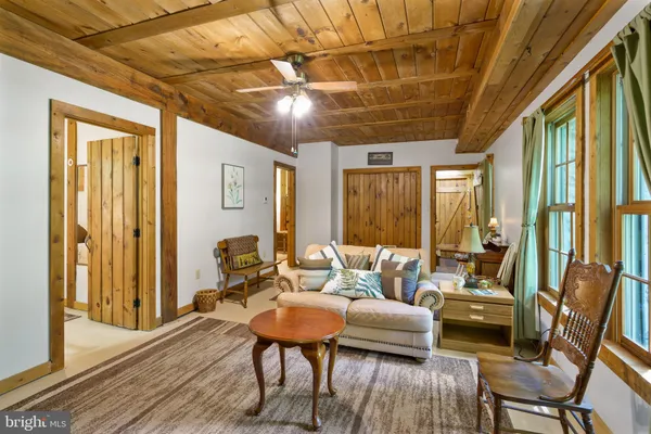 $829,900 | 1132 Terrapin Neck Road, Shepherdstown, WV 25443