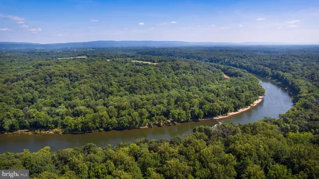 $849,900 | 1132 Terrapin Neck Road, Shepherdstown, WV 25443