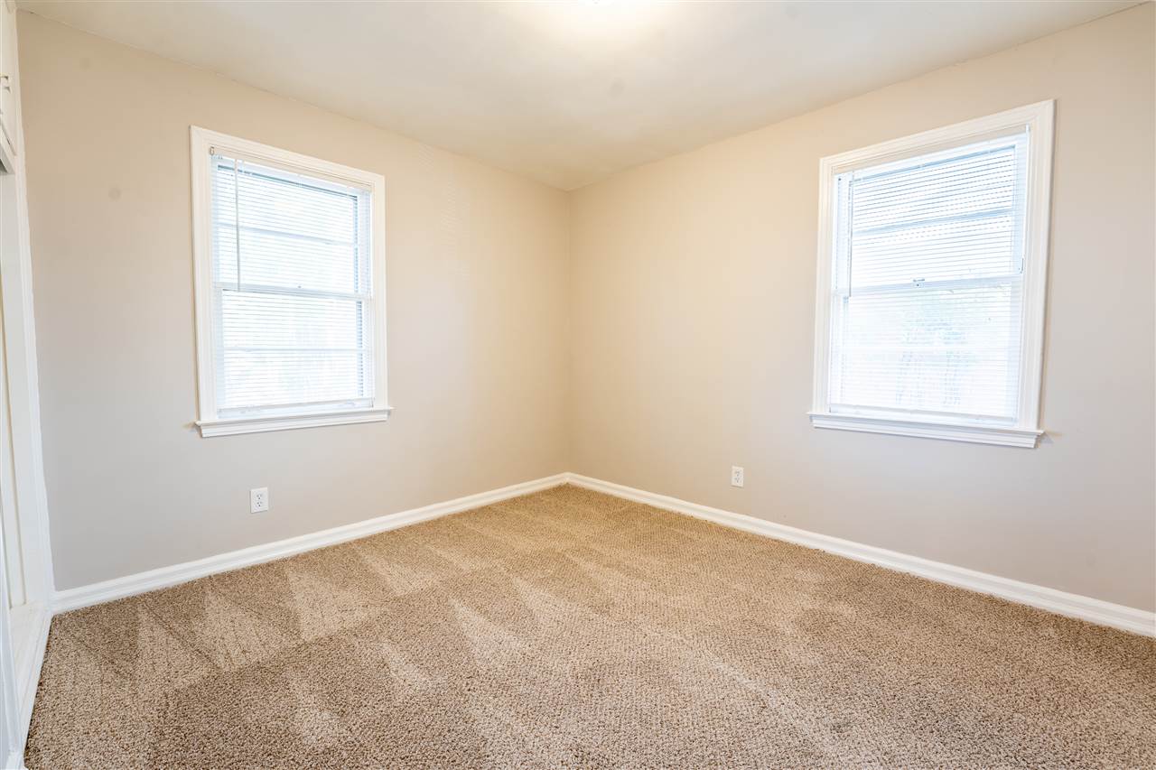 4930 Kaye Road Memphis, TN 38117 - Photo 14 of 23