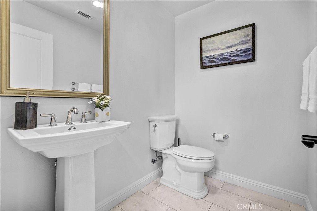 119 Patton Way Tustin, CA 92782 - Photo 24 of 58