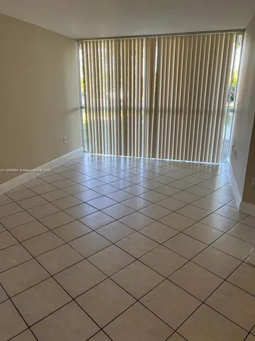 a view of a utility room