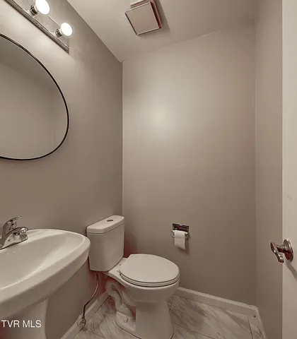 $147,800 | 515 Pilgrim Court, Unit D, Johnson City, TN 37601