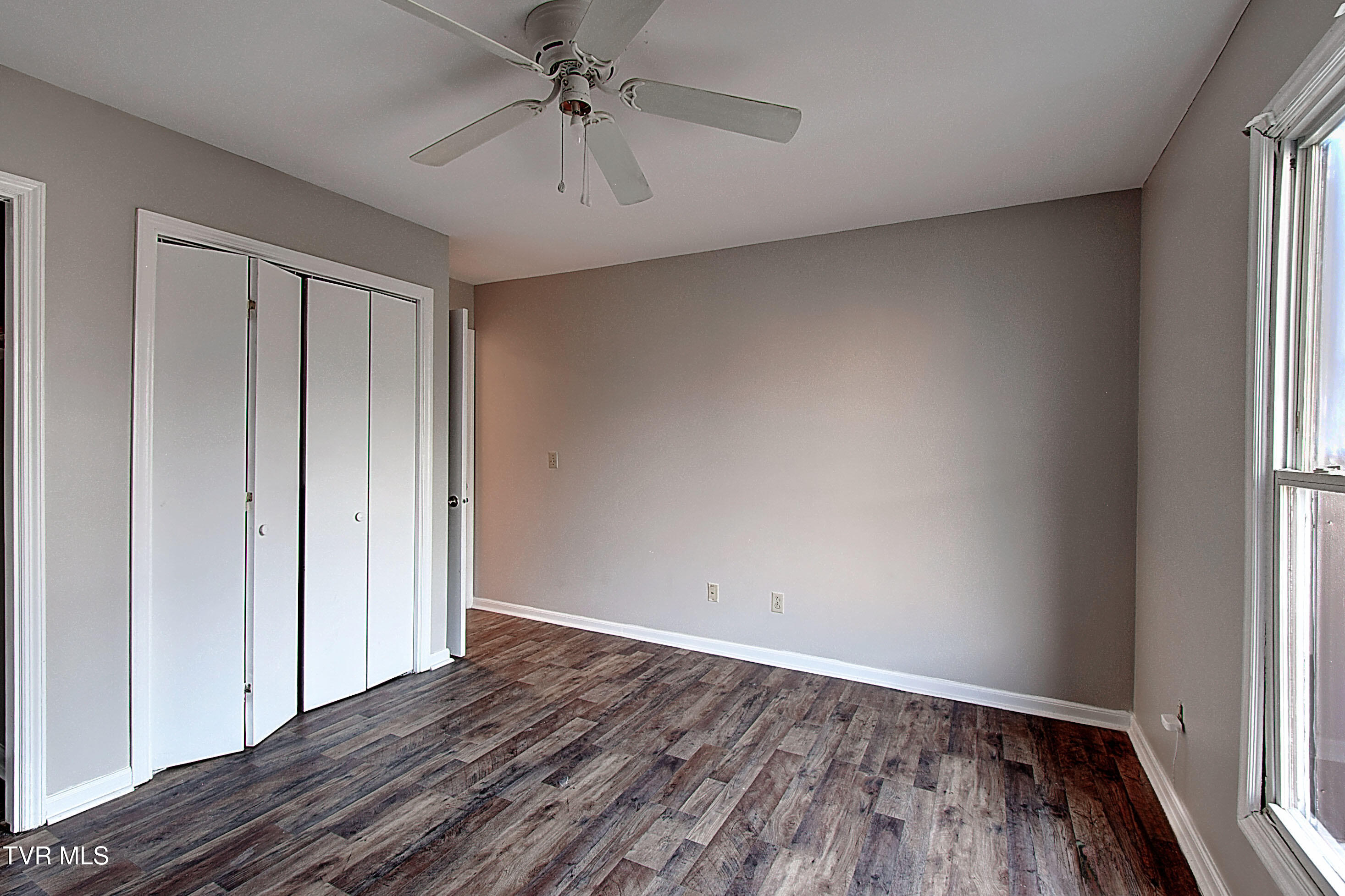 515 Pilgrim Court, Unit D Johnson City, TN 37601 - Photo 20 of 30 DSC_0280And8more