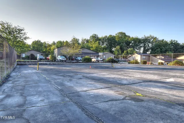 $147,800 | 515 Pilgrim Court, Unit D, Johnson City, TN 37601