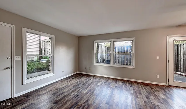 $147,800 | 515 Pilgrim Court, Unit D, Johnson City, TN 37601