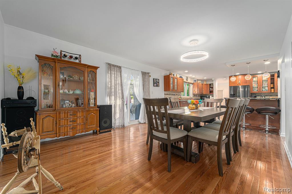 115 Boyken Road Rochester Hills, MI 48307 - Photo 5 of 30