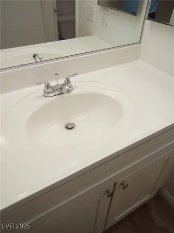 $1,350 | 4830 Nara Vista Way, Unit 103, Las Vegas, NV 89103