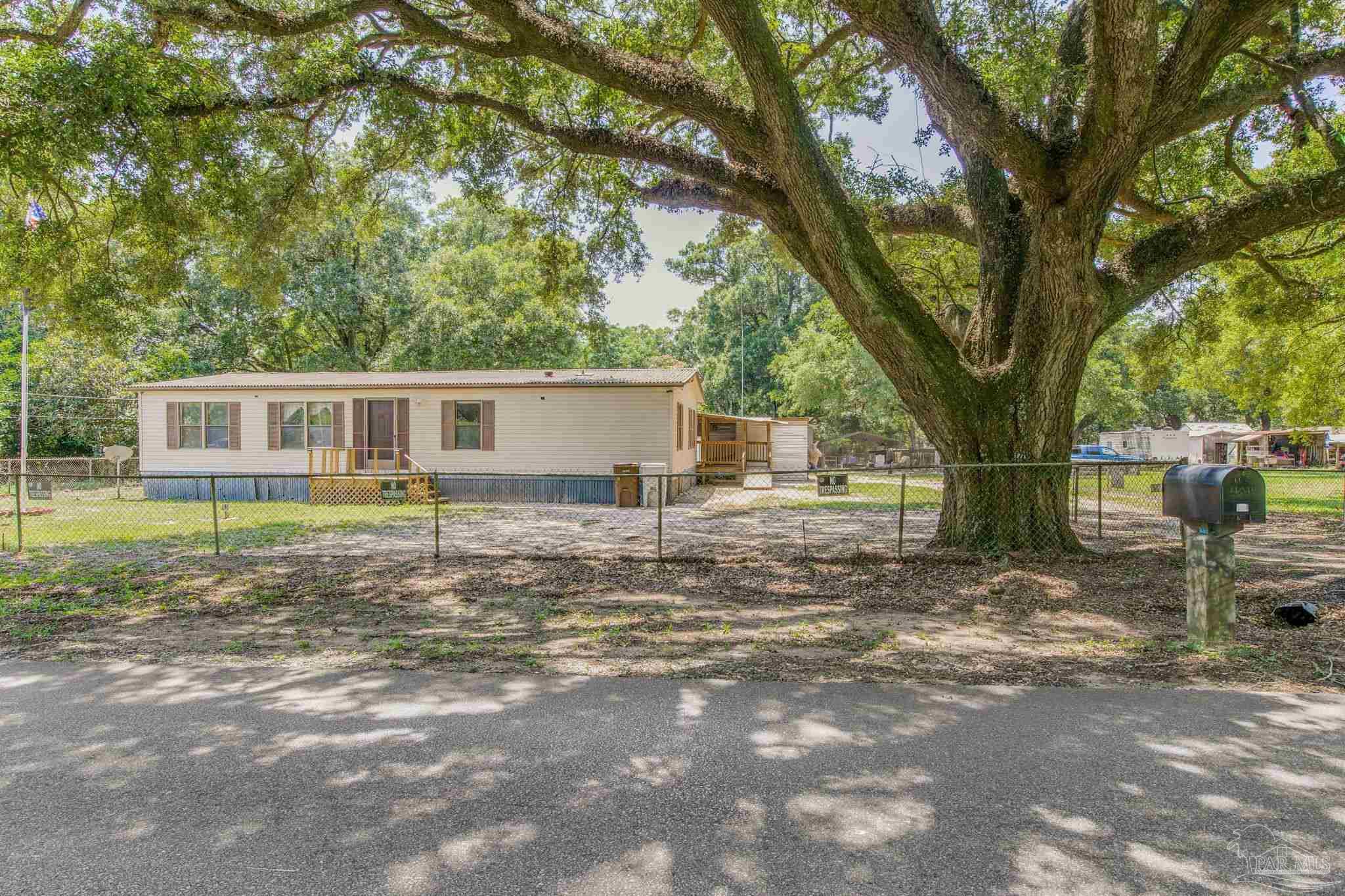 4413 Jernigan Road Pace, FL 32571 - Photo 3 of 37