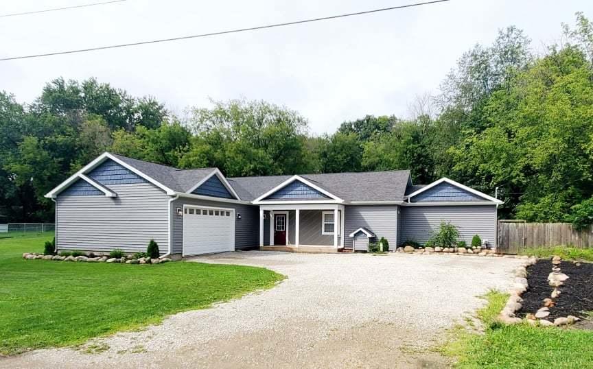 3930 Clinton Road Jackson, MI 49201 - Photo 1 of 26 front view right
