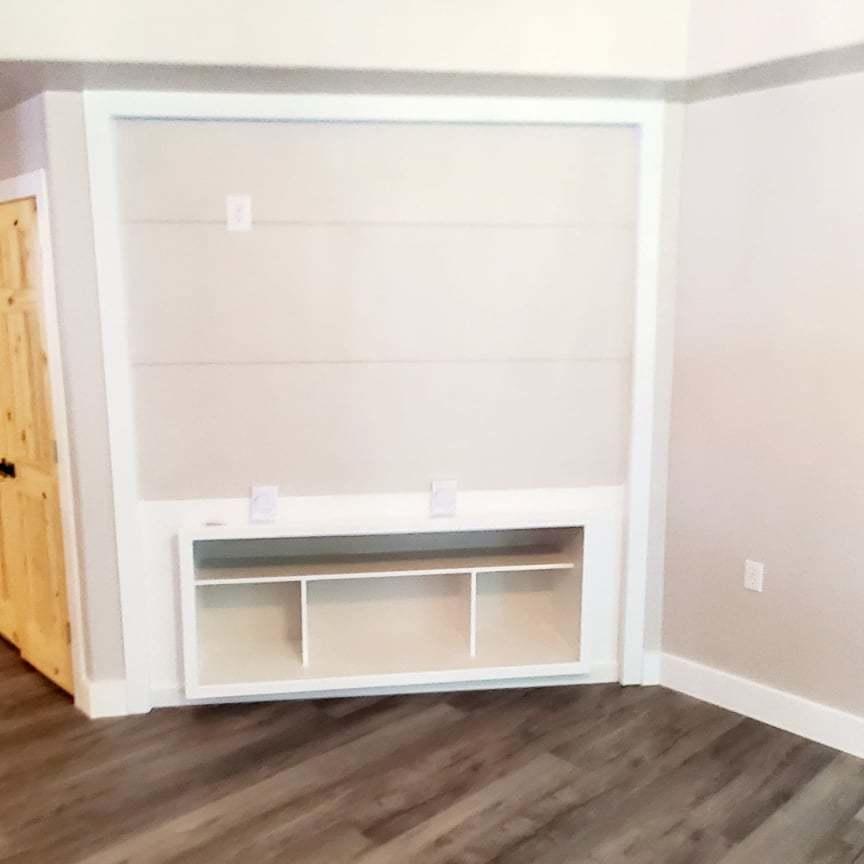 3930 Clinton Road Jackson, MI 49201 - Photo 19 of 26 entertainment center