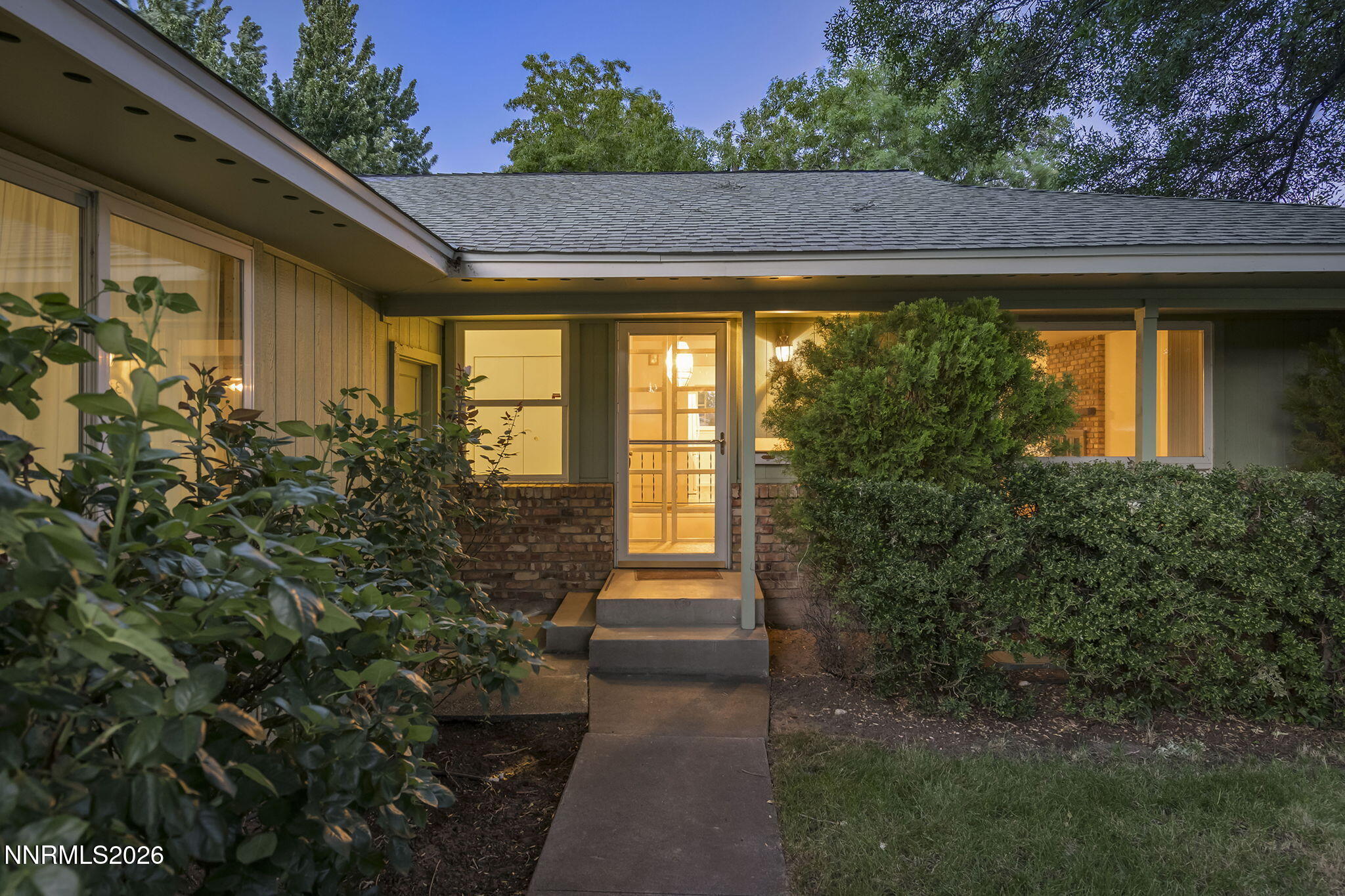 1310 Earl Drive Reno, NV 89503 - Photo 2 of 53 3-web-or-mls-_DSC0702