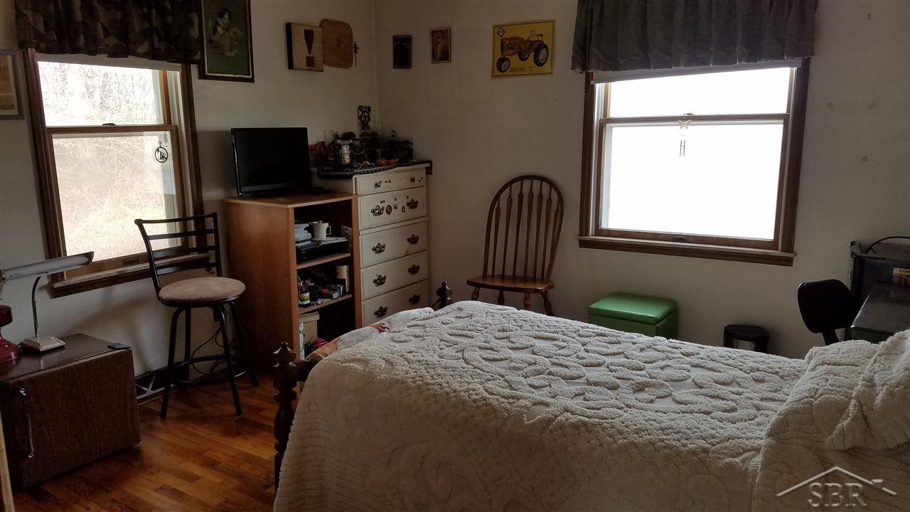 5251 Fergus Road St. Charles, MI 48655 - Photo 7 of 12 31374559-6.JPG