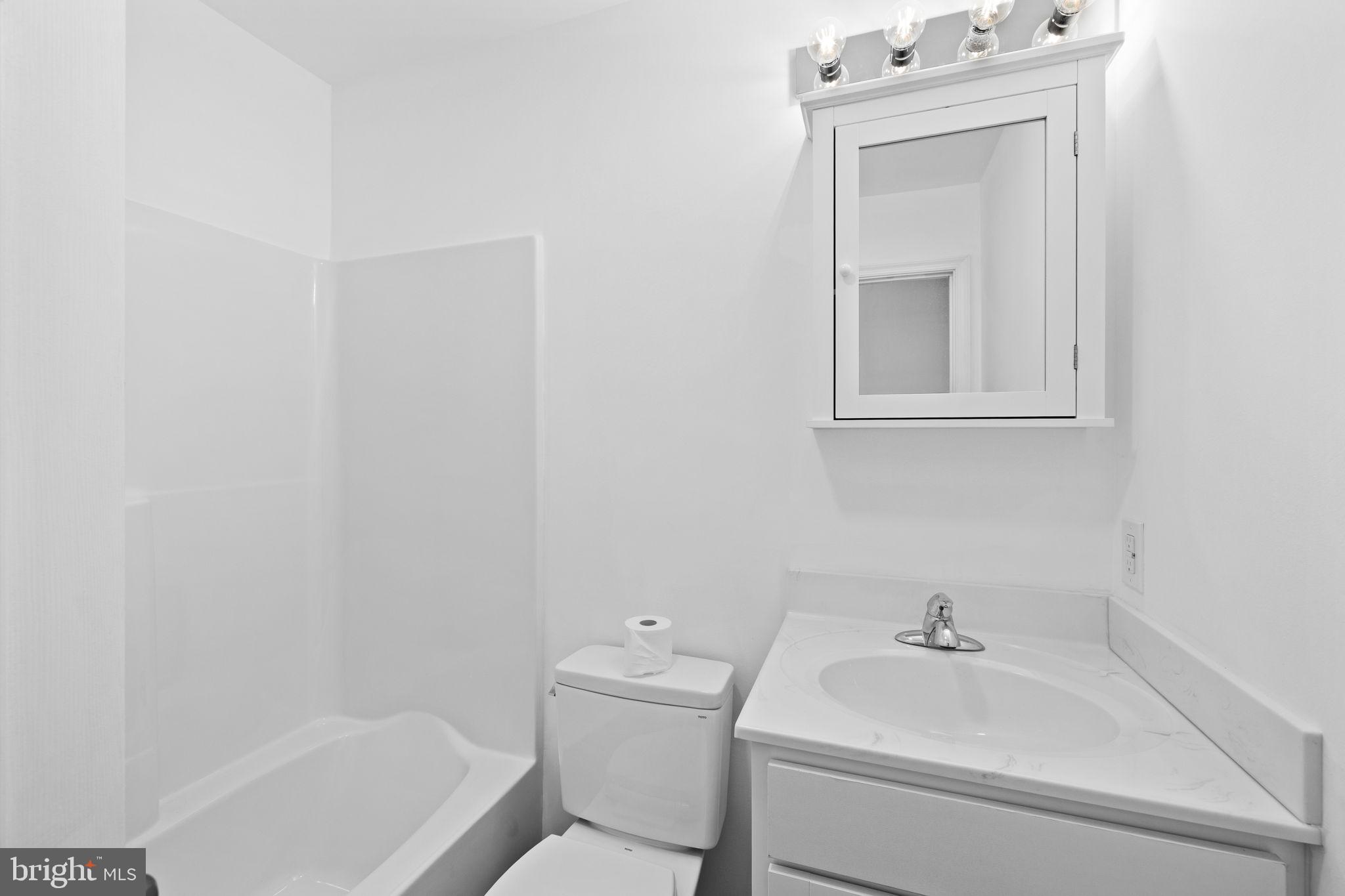 12157 Octonia Road Orange, VA 22960 - Photo 22 of 45 Bright and airy bathroom retreat.