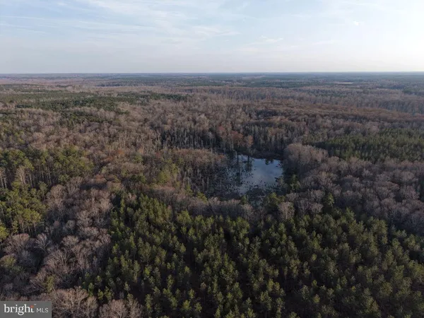 $975,000 | Lovers Retreat Lane, Urbanna, VA 23175