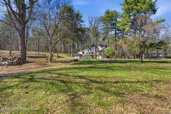 $990,000 | 720 Stokes Mill Road, East Stroudsburg, PA 18301