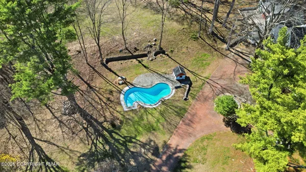 $990,000 | 720 Stokes Mill Road, East Stroudsburg, PA 18301