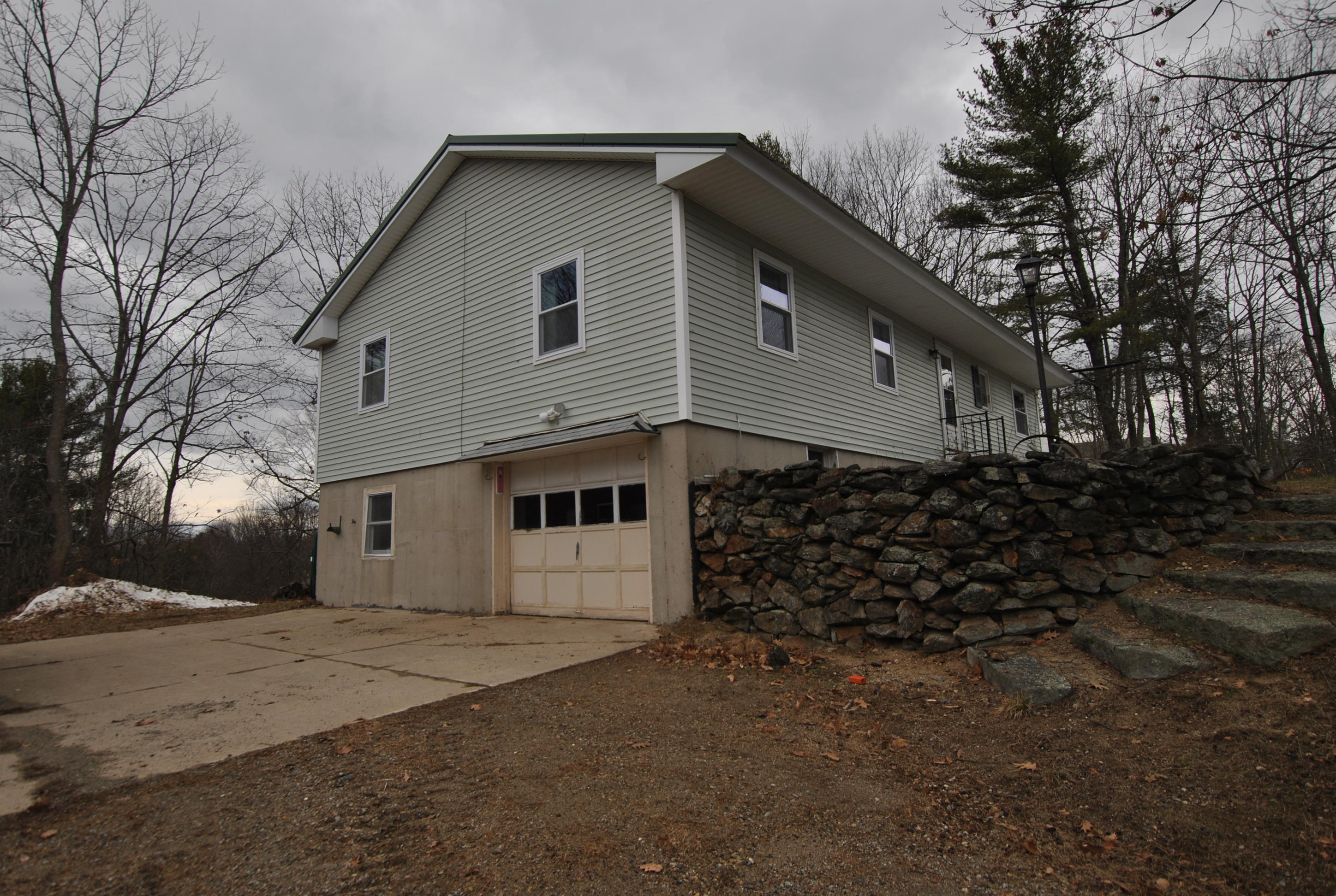 382 Harry Howes Road Sanford, ME 04073 - Photo 3 of 27 DSC_0095