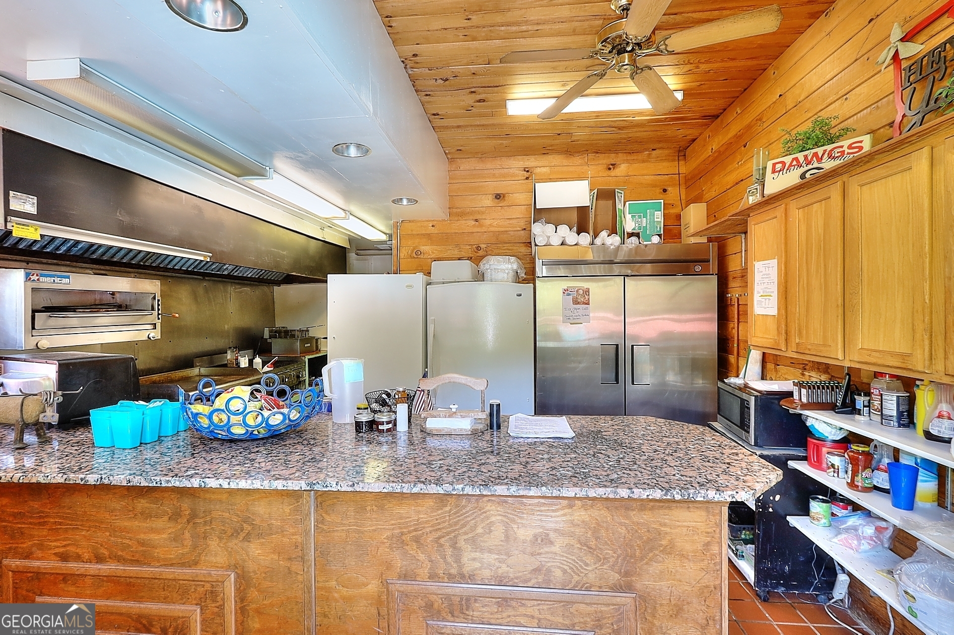 95 Cedar Hollow Road Cleveland, GA 30528 - Photo 20 of 54 a kitchen with lots of counter top space