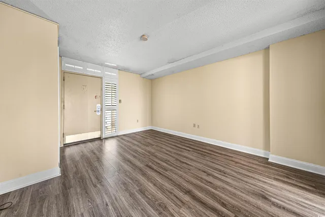 $179,900 | 201 75th Avenue North, Unit 4120, Myrtle Beach, SC 29572