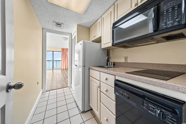 $179,900 | 201 75th Avenue North, Unit 4120, Myrtle Beach, SC 29572