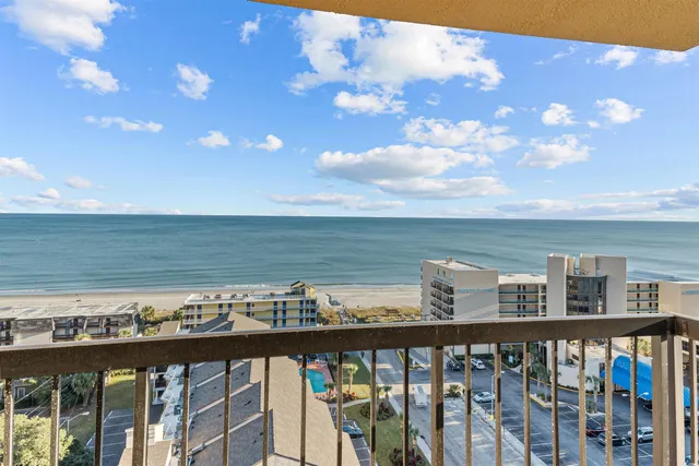$179,900 | 201 75th Avenue North, Unit 4120, Myrtle Beach, SC 29572
