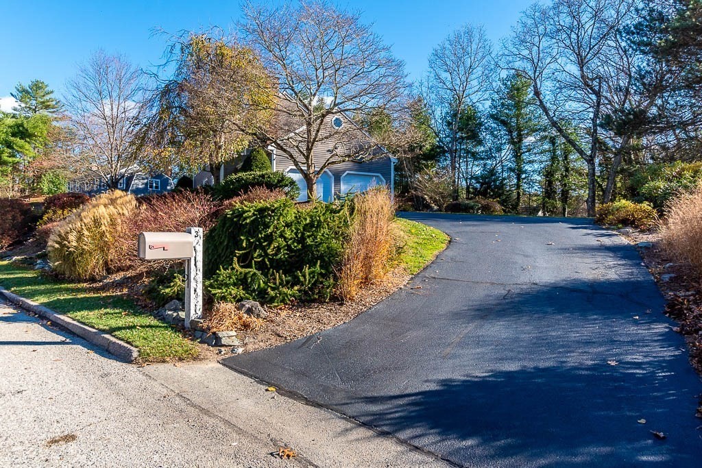 3 Cranmore Road Medfield, MA 02052 - Photo 37 of 38 Gallery Image 37