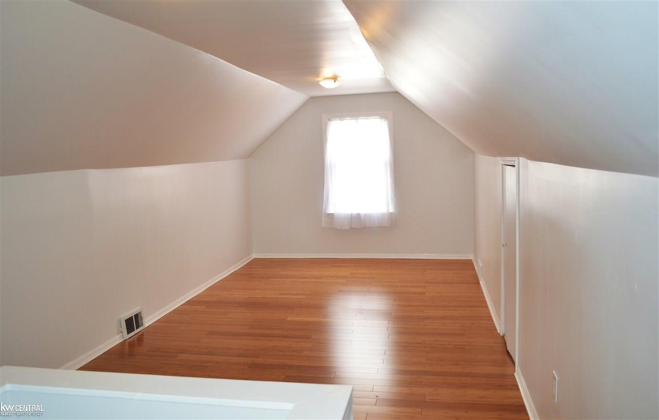 1738 Harvard Road Berkley, MI 48072 - Photo 19 of 31 Master Bedroom