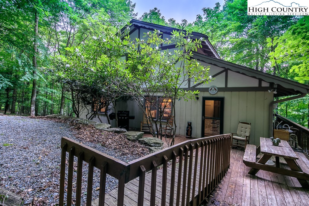 219 Spring Branch Road Beech Mountain, NC 28604 - Photo 2 of 32 Gallery Image 2