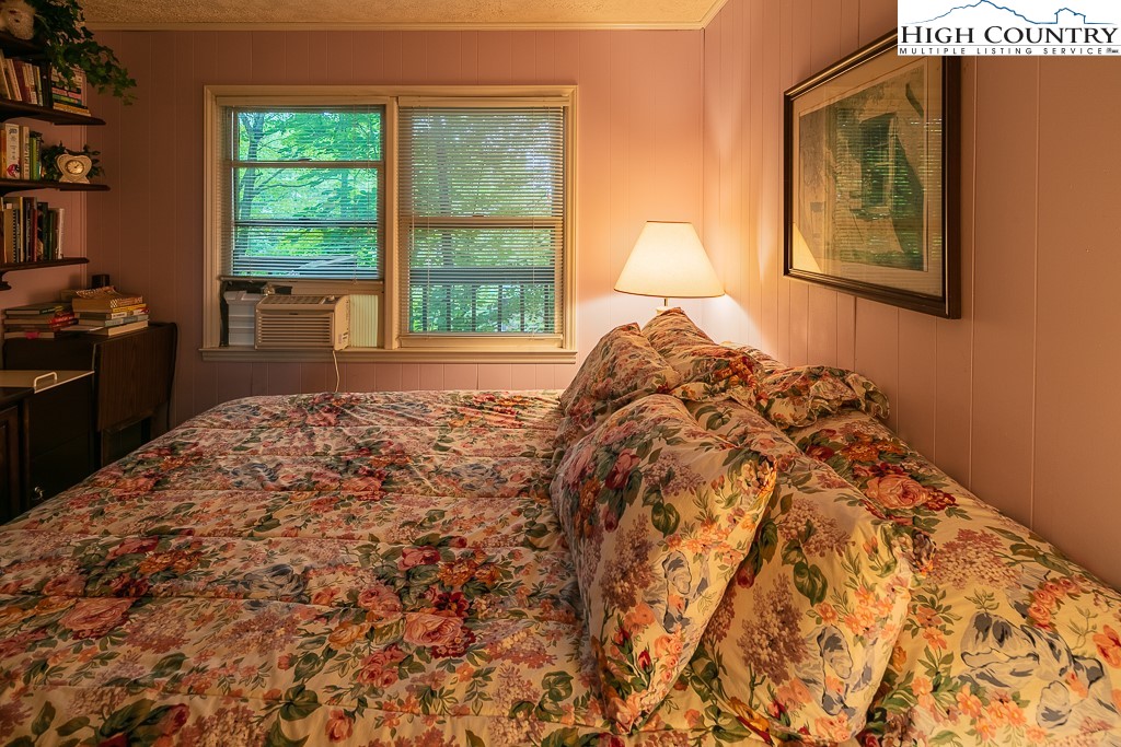 219 Spring Branch Road Beech Mountain, NC 28604 - Photo 26 of 32 Gallery Image 26