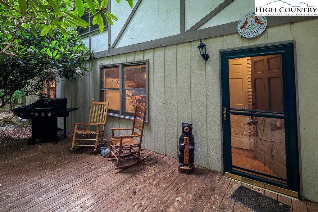 219 Spring Branch Road Beech Mountain, NC 28604 - Photo 4 of 32 Gallery Image 4
