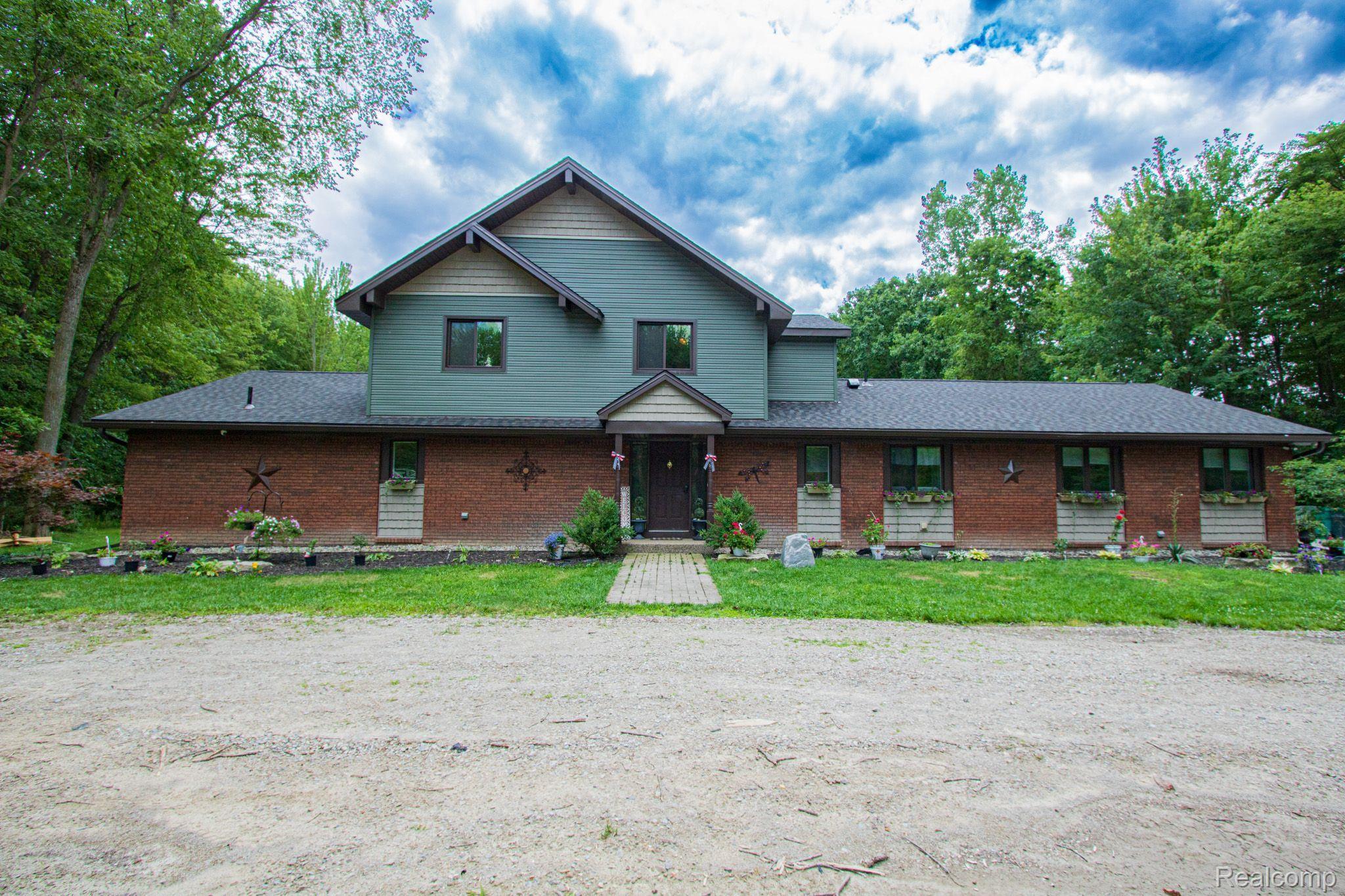 7857 Kendall Road Columbus, MI 48063 - Photo 1 of 72 Gallery Image 1