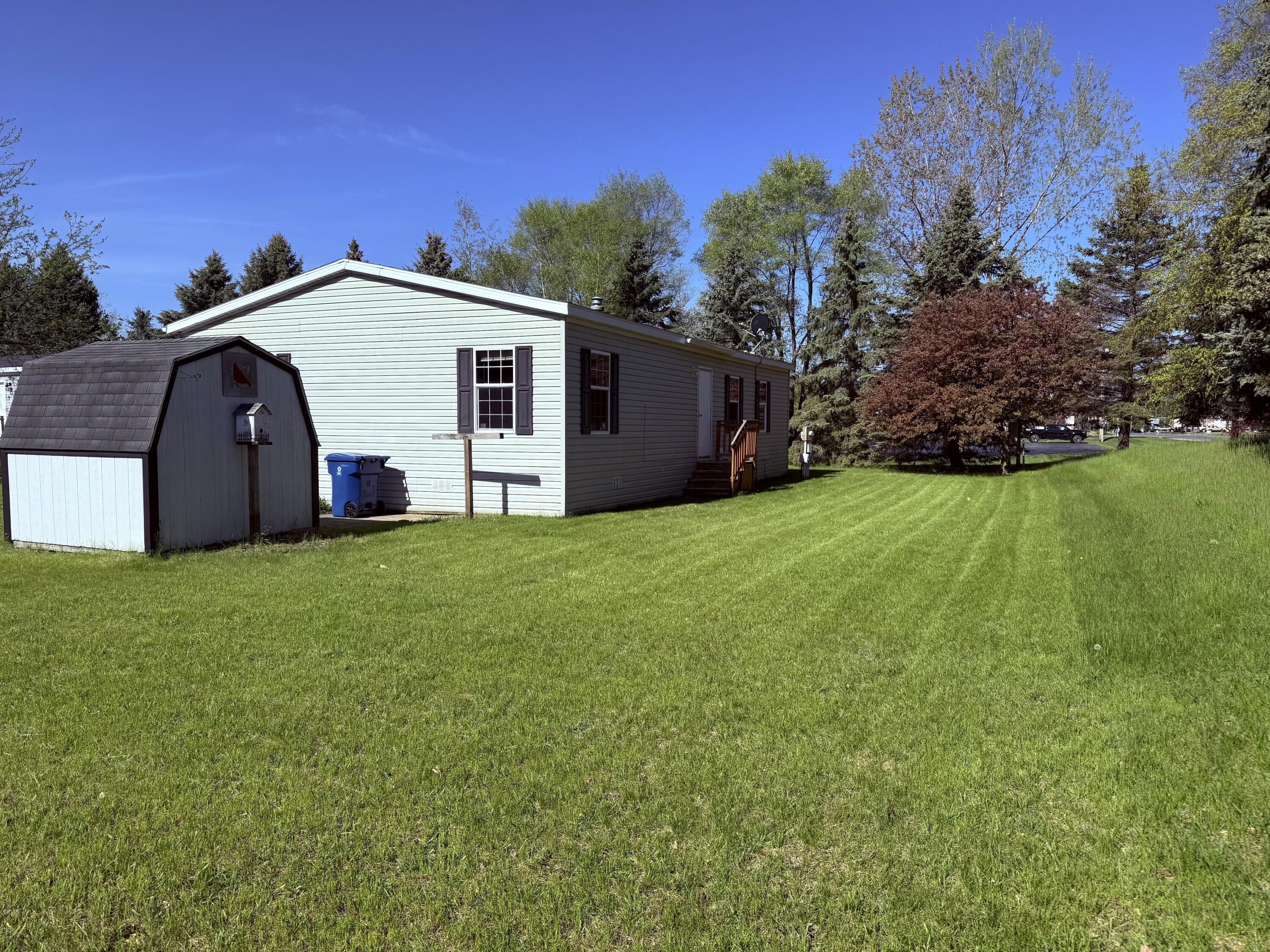 360 East Tuttle Road, Unit 8 Ionia, MI 48846 - Photo 6 of 46 IMG_1346