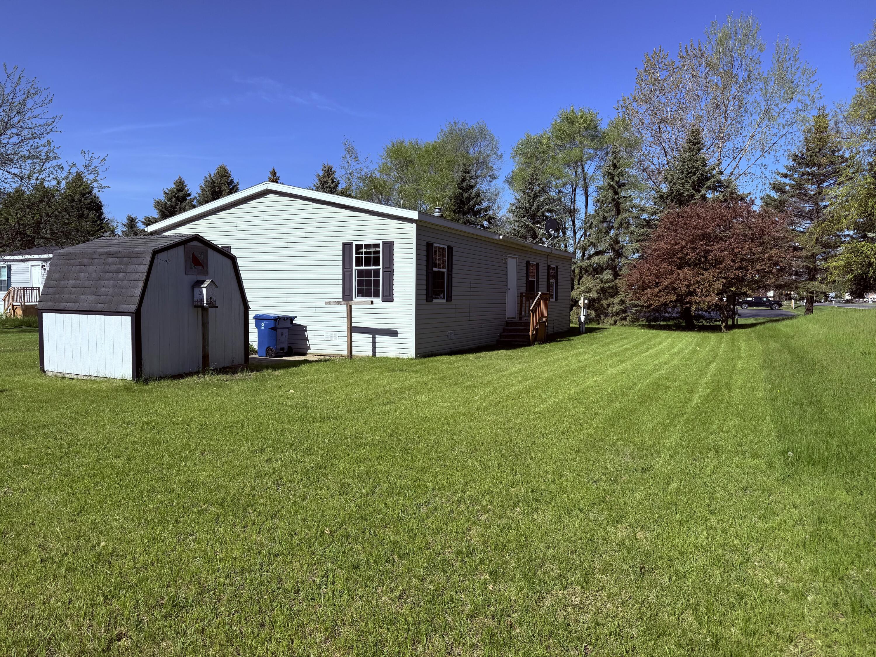 360 East Tuttle Road, Unit 8 Ionia, MI 48846 - Photo 8 of 46 IMG_1345