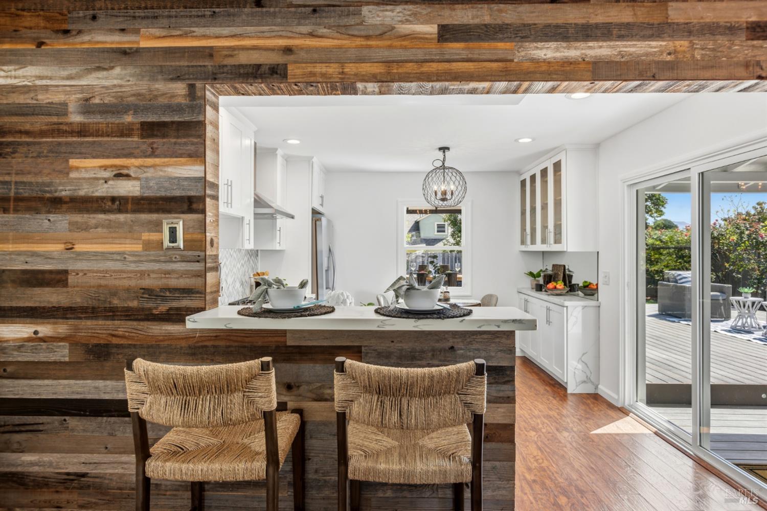 320 Foster Road Napa, CA 94558 - Photo 8 of 31 Gallery Image 8