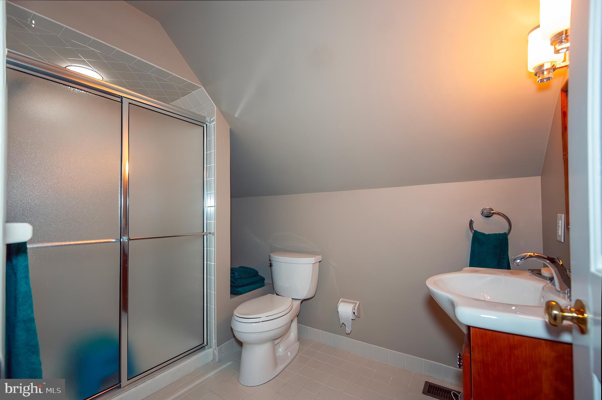 410 Chester Road Devon, PA 19333 - Photo 31 of 40 Bathroom 2